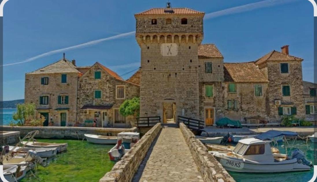 Kastel